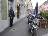 Bikes auf Parkplatz